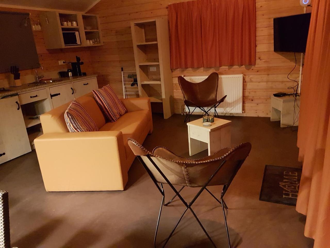 Vakantiepark De Bronzen Eik Sellingen المظهر الخارجي الصورة